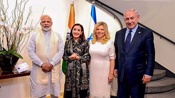 இந்திய பிரதமர் மோடி ஏன் இஸ்ரேல் போகிறார்.. அல் ஜசீரா விமர்சன கட்டுரை