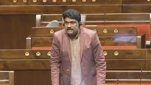 வொர்க் லைப் பேலன்ஸ்.. மார்க்சிஸ்ட் எம்பி நாடாளுமன்றத்தில் தாக்கல் செய்த முக்கிய மசோதா!