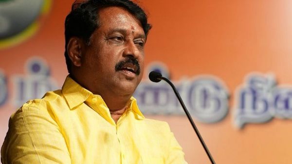 “20-30 MLAக்கள் வருவார்கள்.. சிலர் அமைச்சர்களாகவும் ஆவார்கள்”- நயினார் நாகேந்திரன் பேச்சால் குழப்பம்