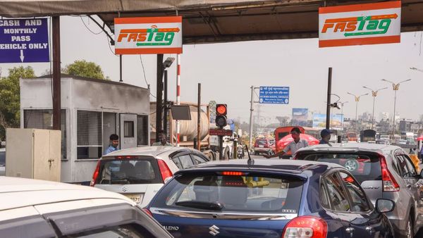 சுங்கச்சாவடிகளில் பாஸ்டேக் முறையில் சூப்பர் மாற்றம்.. 00 கிமீ வேகத்தில் போனாலும்.. வருது நல்ல செய்தி