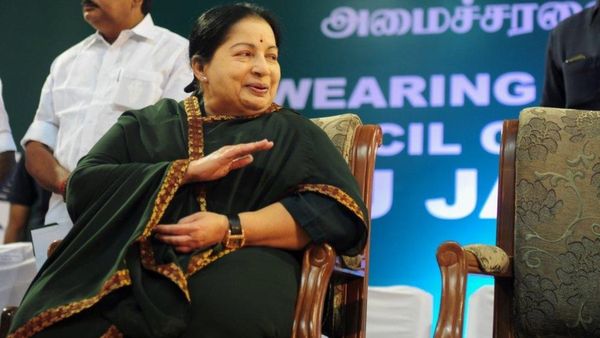 தமிழக தேர்தல் வரலாறு: 1984க்கு பின் 2016ல் சாதித்த ஜெ.! திமுகவினர் மீது 3264 நில அபகரிப்பு வழக்குகள்