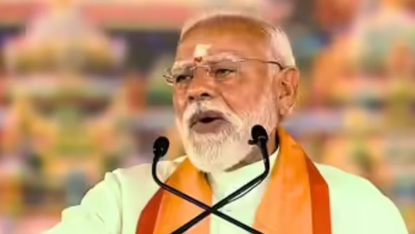 இந்தியை அறவே தவிர்த்த மோடி.. இன்றைய பேச்சில் நடந்த தலைகீழ் மாற்றம்.. இதை கவனிச்சீங்களா?