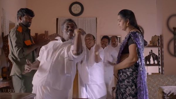 பாரதத்தின் நிரந்தர பிரதமர்.. வட இந்தியாவில் திமுக சிலிண்டர் விளம்பரம் ஹிட்.. தர்ம சங்கடத்தில் பாஜக