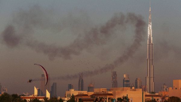 துபாய்க்கு விழுந்த மரண அடி.. மத்திய கிழக்கு மோதலால் பெரிய நஷ்டம்.. இனி பழையபடி வருவதே கஷ்டம் தான்