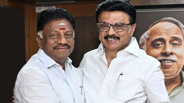 Election Exclusive: அதிமுக கோட்டையில் ஓட்டைய போடும் ஓபிஎஸ்.. ஸ்டாலின் போட்ட ப்ளான்! ஒவ்வொரு ஓட்டும் முக்கியம் அமைச்சரே!