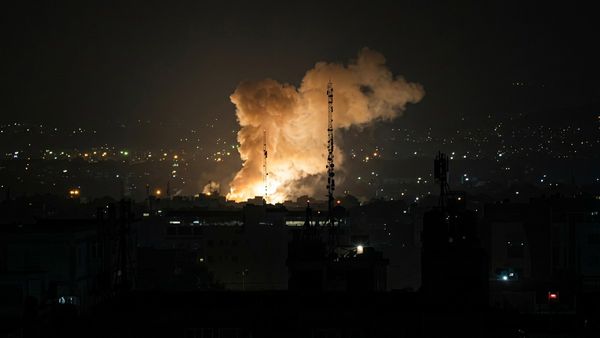 உச்சகட்ட கோபத்தில் இஸ்ரேல்.. கொத்துக் கொத்தாக செத்து விழும் மக்கள்! இத்தனை பேர் பலியா? ஷாக் தகவல்!