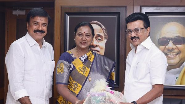 Election Exclusive: வரம் கொடுத்த சாமி தலையில் கை வைத்த பிரேமலதா.. திமுக தொகுதிகளை கேட்டு அடம்! குட்டையைக் குழப்பு காங்.!