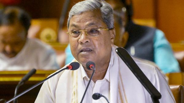 கடன்களால் தள்ளாடும் கர்நாடகா? அரசின் வரவு எவ்வளவு செலவுகள் எவ்வளவு? ஒரு ரூபாயில் எளிய விளக்கம்