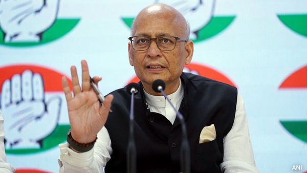 5 மாநில ராஜ்யசபா வேட்பாளர்களை அறிவித்தது காங்கிரஸ்.. தெலுங்கானாவில் இருந்து MP ஆகும் அபிஷேக் சிங்வி!