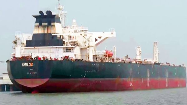 இருட்டில் மும்பை கடலோரம் நடந்த அதிர்ச்சி சம்பவம்.. சர்வதேச எல்லையில் நடந்த திக் திக் ஆபரேஷன்