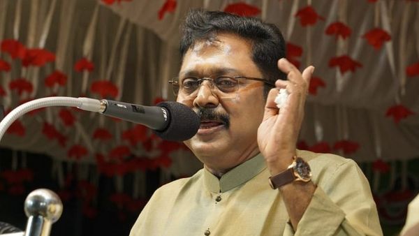 அமமுக வேட்பாளர் பட்டியல் வெளியீடு.. 2 மாஜி அமைச்சர்களுக்கு வாய்ப்பு அளித்த டிடிவி தினகரன்