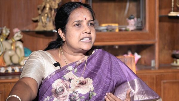 தமிழகத்தில் யார் சிறந்த அமைச்சர்கள்? வானதி சீனிவாசன் சொன்ன அந்த இருவர்! பாஜகவை கிண்டல் செய்தாங்களே!