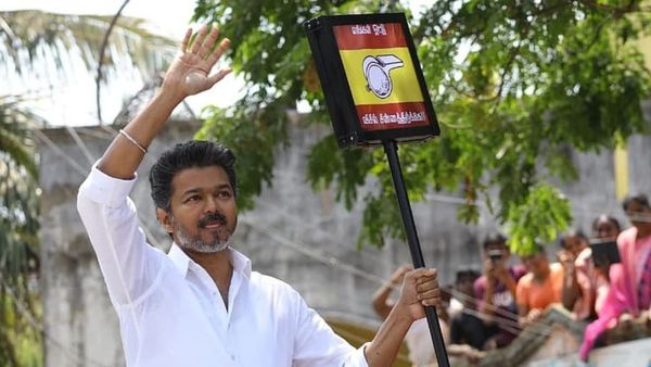 முதல் நாளே இப்படியா? விஜய் மீது 5 பிரிவுகளில் பாய்ந்த வழக்கு! காவல்துறை அதிரடி
