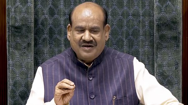 எமோஷனலான ஓம் பிர்லா.. நாடாளுமன்றத்தில் பேசும்போதே தழுதழுத்தார்.. என்ன நடந்தது?