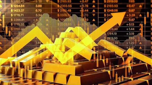 தங்க விலை 16 வருடத்தில் மிக பெரிய சரிவு! அடுத்து என்ன நடக்கும்? முதலீட்டாளர்களுக்கு மேஜர் எச்சரிக்கை