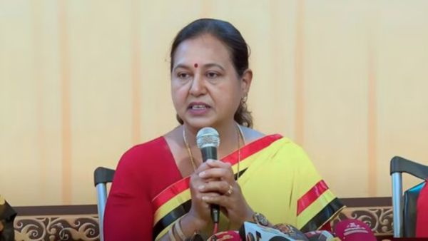 திமுகவில் ’துரந்தர்’ பிரேமலதா? ஒரே பேச்சில் சோலியை முடித்த அண்ணியார்! கடும் அப்செட்டில் அறிவாலயம்!