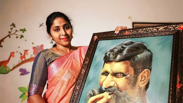 அரசியல்வாதி- வழக்கறிஞர்- சாதிமறுப்பு திருமணம்! நாம் தமிழரில் வீரப்பன் வாரிசு! யார் இந்த வித்யா ராணி?