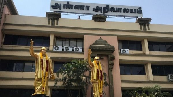 தமிழக சட்டசபை தேர்தலில் பக்கா வியூகம்! சென்னை அண்ணா அறிவாலயத்தில் திமுக வார் ரூம்!