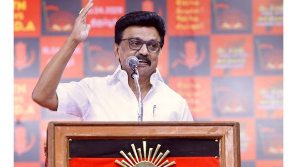 “மிஸ்டர் பழனிசாமி.. செந்தில் பாலாஜி அவரா கோவைக்கு வரல.. நான் டூட்டி போட்டிருக்கேன்”- ஸ்டாலின் பேச்சு