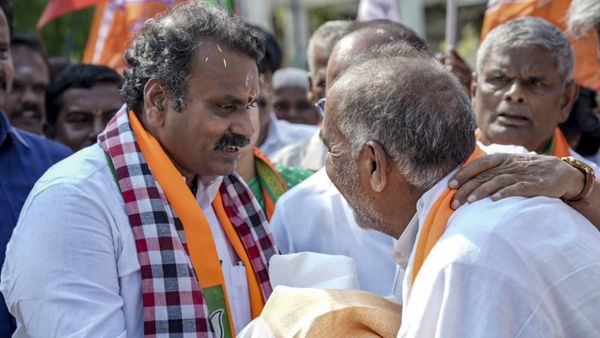 தெற்கில் தேர்தல், தகிக்கும் மபி.! எல். முருகனை வைத்து பாஜக போடும் மெகா பிளான்! சிக்கலில் காங்கிரஸ்?