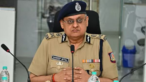 39 நாளில் டேவிட்சன் மாற்றம்! புதிய டிஜிபியான சைபர் செக்யூரிட்டி ஸ்பெஷலிஸ்ட்! சந்தீப் மிட்டல் யார்?