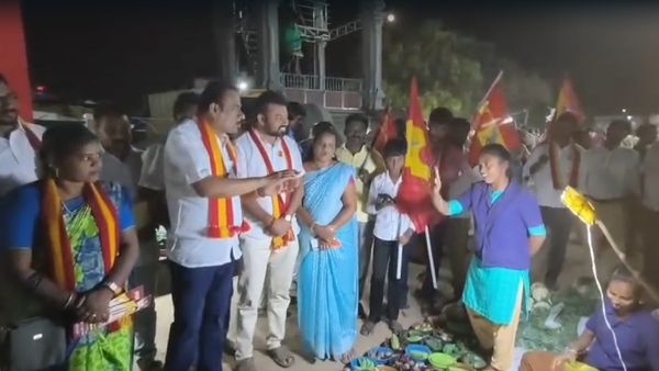 குடும்பத்தை பார்க்காதவர் எப்படி மக்களை பார்ப்பார்..சுத்து போட்ட மக்கள்..தெறித்து ஓடிய தவெக வேட்பாளர்
