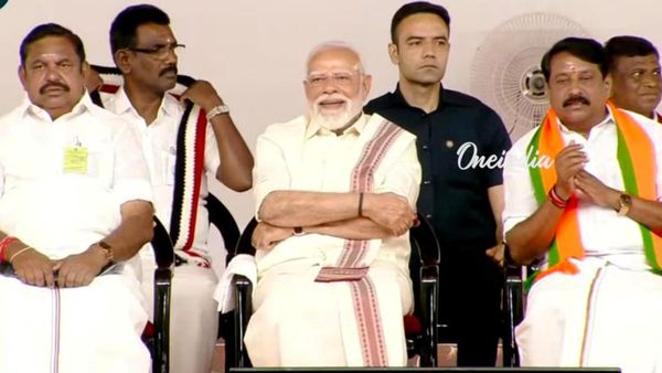 வேஷ்டி  – சட்டையில் பிரதமர் மோடி.. கோவை பொதுக்கூட்டத்தில் கவனம் ஈர்த்த பிரதமர் மோடியின் உடை