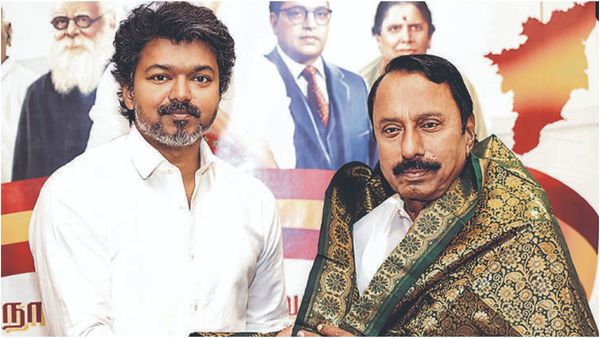 செங்கோட்டையனுக்கு மிக முக்கிய பதவி! கையில் கடிதத்துடன்.. ஆளுநர் மாளிகைக்கு போன விஜய்!