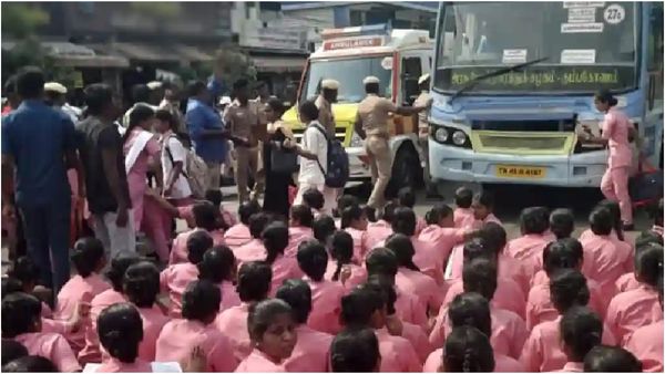தவறான சிகிச்சை.. களத்தில் குதித்த நர்சிங் மாணவிகள்! சமாதான பேச்சுவார்த்தையால் போராட்டம் வாபஸ்!