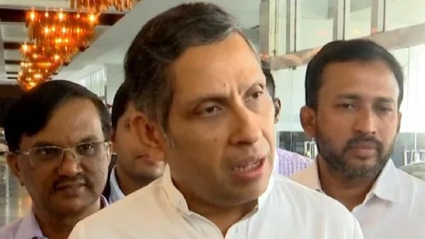 மத்தியில் கூட்டாட்சி மாநிலத்தில் சுயாட்சியா.. மக்கள் முடிவு அப்படியில்லையே.. பிரவீன் சக்கரவர்த்தி!