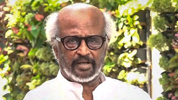 ஊடக வெளிச்சம் தேடும் ரஜினிகாந்த்.. போஸ்டர் ஒட்டியவர்களை கண்டிக்காமல்.. திடீர் பிரஸ் மீட் பின்னணி!