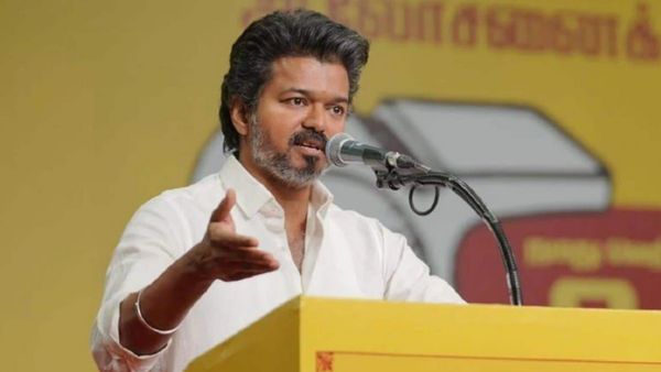 பணத்தையும் வாங்கிக்கொண்டு தவெகவுக்கு வாக்களித்த மக்கள்! இது புதுசா இருக்கு!