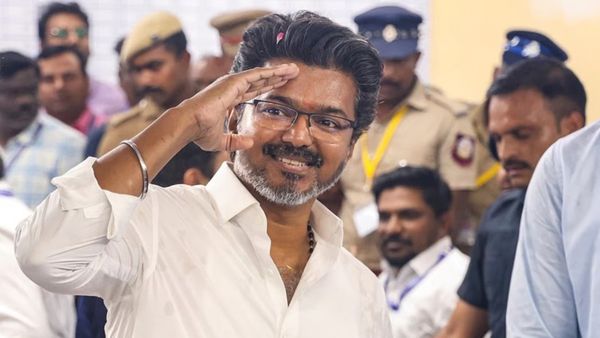 1992 நாளைய தீர்ப்பு..2026 மக்கள் தீர்ப்பு! நாடாள வந்த நாயகன்! தமிழக அரசியலில் தொடங்கிய ’விஜய் யுகம்’