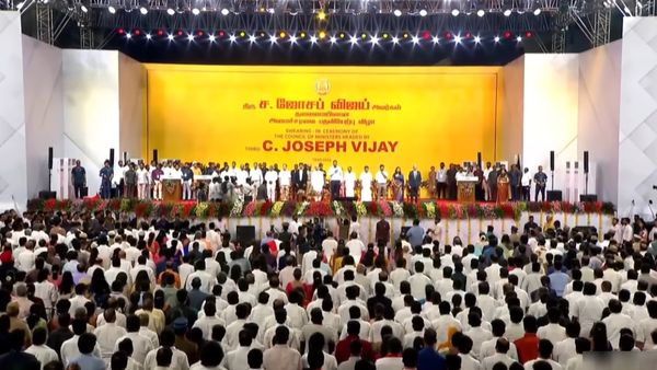 தமிழ்த் தாய் வாழ்த்தை முந்திய வந்தே மாதரம்! விஜய் பதவியேற்பு விழாவில்  மாற்றம் ஏன்?