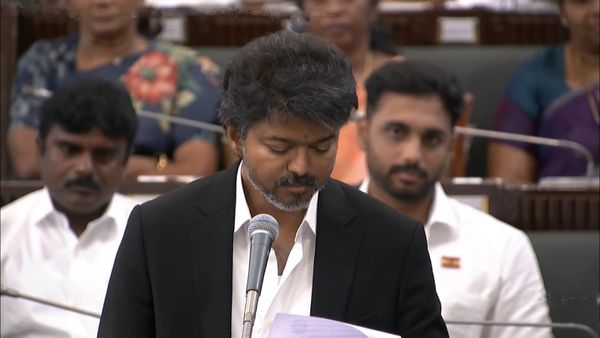 Horse Trading: எங்கள் அரசு குதிரை பேரம் அரசு இல்லை.. குதிரை வேக அரசு! உதயநிதி ஸ்டாலினுக்கு முதல்வர் விஜய் பதிலடி