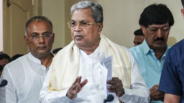 அவ்வளவு தூரம் சொன்ன டெல்லி மேலிடம்.. 