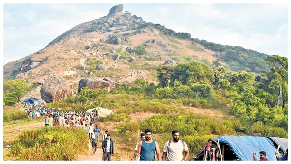 “மலை ஏறாதீர்கள்” என எச்சரித்தும் சென்ற பக்தர் பலி.. வெள்ளியங்கிரியில் மீண்டும் சோகம்