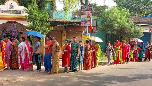 மே 21 ஆம் தேதி மறுவாக்குப்பதிவு.. 24ல் ஓட்டு எண்ணிக்கை.. மேற்கு வங்கத்தில் தேர்தல் ஆணையம் அதிரடி