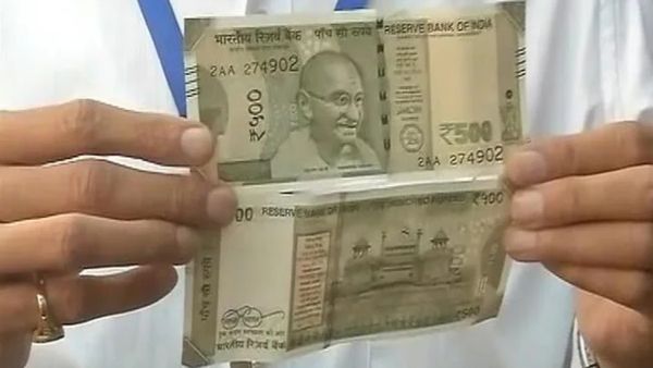 500 ரூபாய் நோட்டுகளுக்கு புதிய சிக்கல்? ஏடிஎம்களில் இனி 700 ரூபாய் தான் புழக்கத்திற்கு வருகிறதா