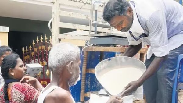 ரேசன் கார்டுதாரர்களுக்கு முக்கிய அறிவிப்பு! வீடு தேடி வரும் ரேசன் பொருள்! இந்த மாதம் எப்போது வரும்?