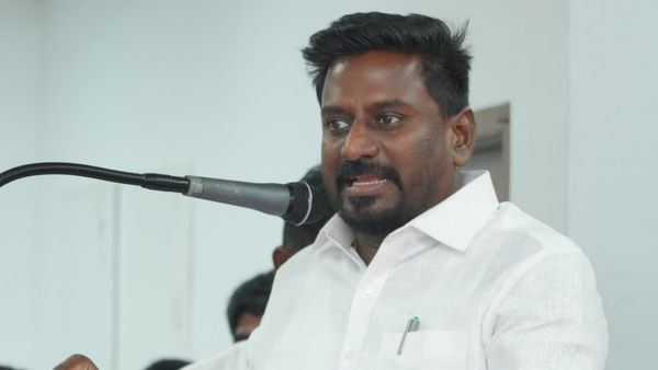 பள்ளி உரிமம் புதுப்பிக்க முந்தைய ஆட்சியில் லஞ்சமா? புகார் கொடுத்தா ஆக்‌ஷன்! அமைச்சர் ராஜ்மோகன் உறுதி