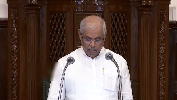 சட்ட ஒழுங்கு, நிதி சிக்கல்.. இரண்டிற்குமே முந்தைய அரசு தான் காரணம்.. ஆளுநர் உரையில் இருந்த பாயிண்டு