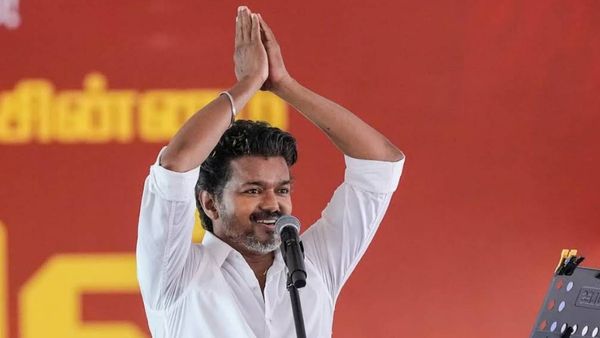 6 இல்லங்க 15.. மினி சட்டசபைக்கு தேர்தலுக்கு தயாராகும் தமிழகம்? பரிட்சைக்கு ரெடியான விஜய்! வெல்வாரா?