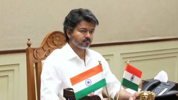 தவெக அரசுக்கு எதிராக நூதன போராட்டம்... முதல்வருக்கு பார்சலில் அனுப்பிய ஹியரிங் எய்டு!