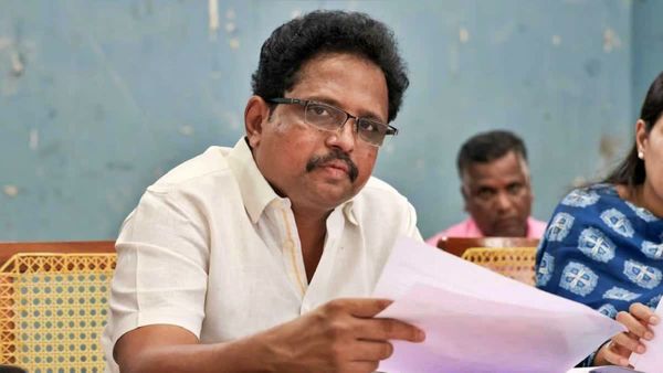 60,000 கோடி பிசினஸ்..அடுத்த வருஷம் 1 லட்சம் கோடி! கோச்சிங் மாபியா கையில் என்டிஏ.. அதிர விட்ட சு.வெ.!