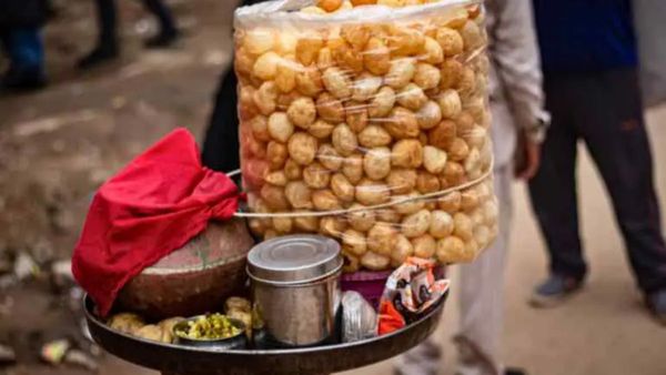 IT வேலையை விட்டுவிட்டு பானி பூரி கடை தொடங்கிய ஐடி ஊழியர்கள்.. இப்போ நடுத்தெருவில் நிற்கிறார்கள்