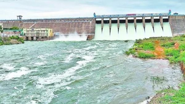 விவசாயிகள் போராட்டத்துக்கு பணிந்த அரசு! பவானிசாகர் அணையில் இருந்து கீழ்பவானி கால்வாயில் நீர் திறப்பு