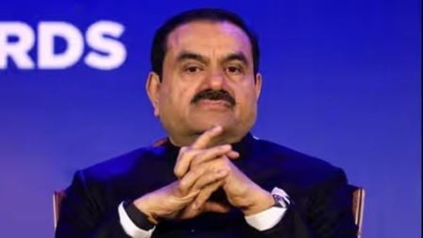 மனஉறுதி – அமைதியால் கிடைத்த வெற்றி.. அமெரிக்க வழக்கு தள்ளுபடிக்கு ஊழியர்களை பாராட்டி அதானி பேச்சு
