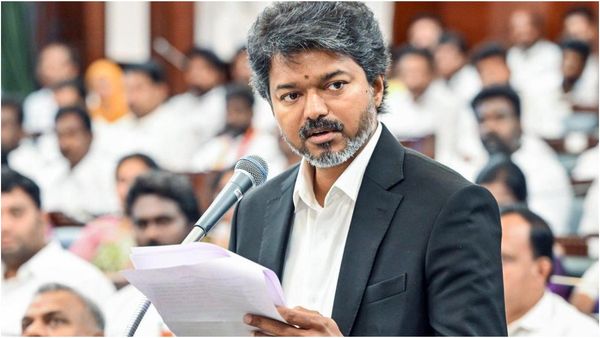 தமிழ்த்தாய் வாழ்த்துக்கு முதலிடம்.. சட்டமன்றத்தில் தீர்மானத்தை கொண்டுவருகிறார் முதல்வர் விஜய்!