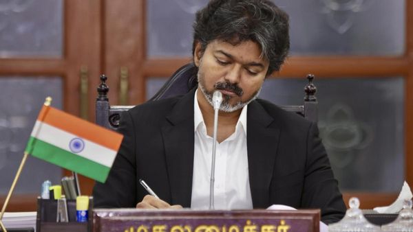 முதல்வர் அலுவலகம் மாற்றம்.. ரூ.6.17 கோடி நிதி ஒதுக்கீடு செய்த தமிழக அரசு.. வெளியான ஆர்டிஐ தகவல்!
